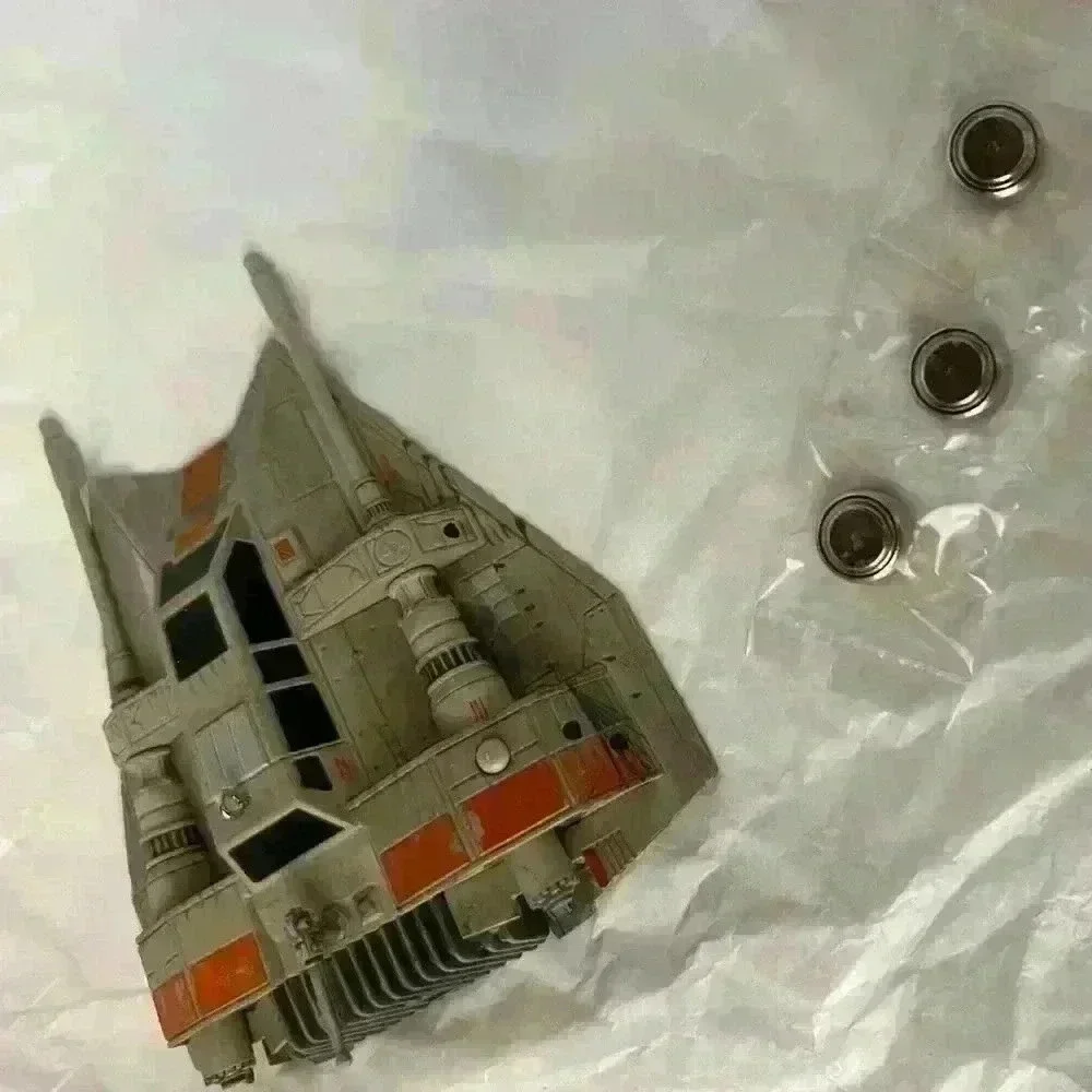 Hallmark Keepsake STAR WARS The Empire Strikes Back Christmas Magic Ornament NEW